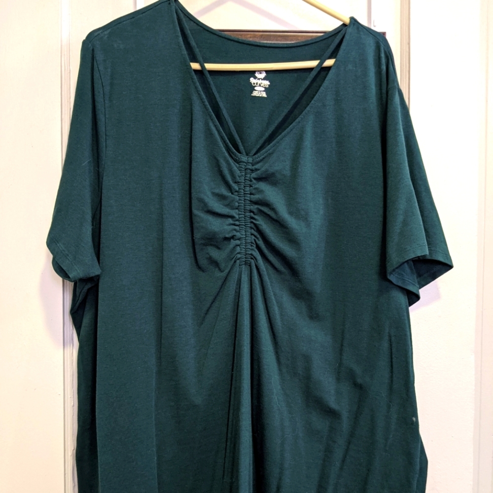 Rainbeau Curves athletic top